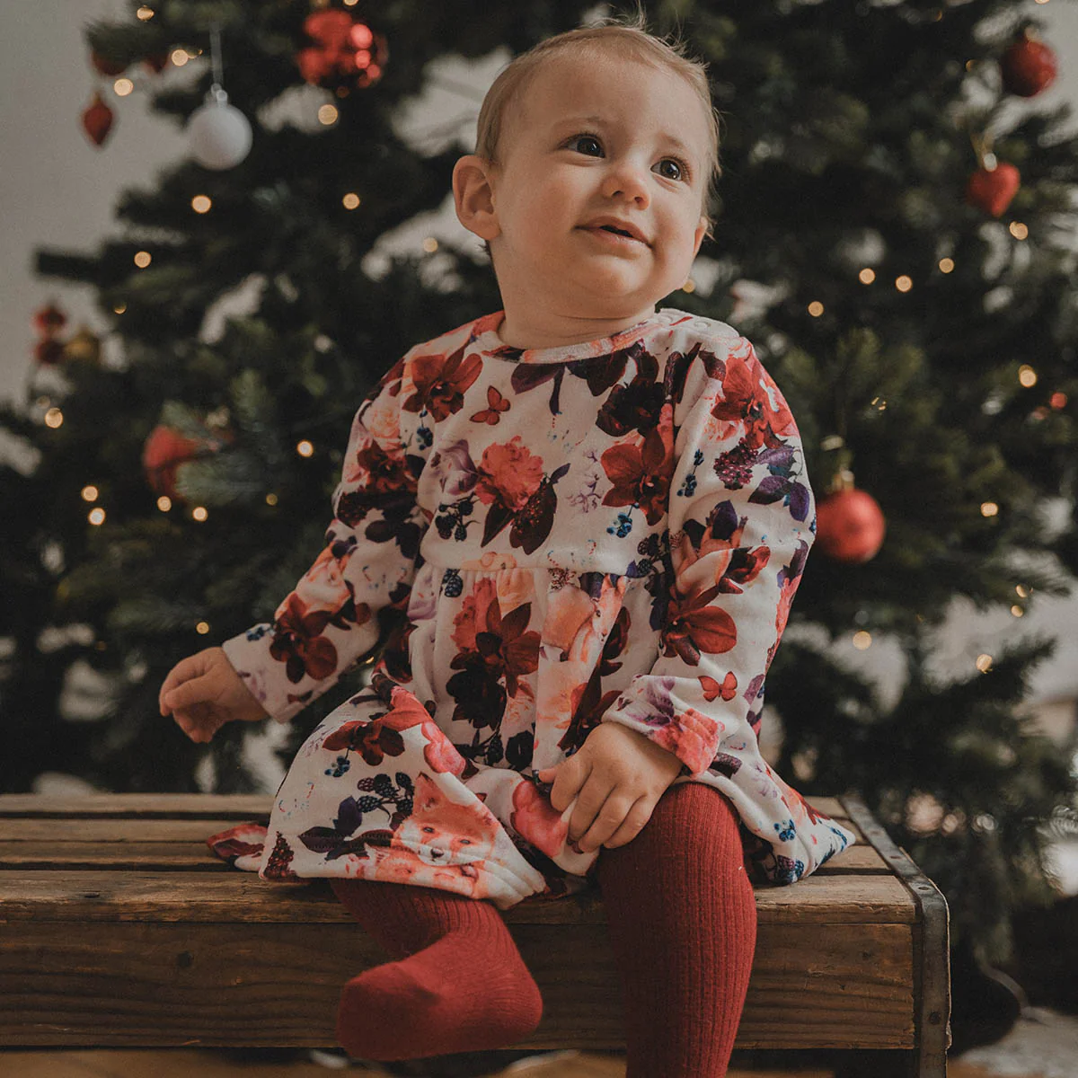 Pihlaja-veluurimekko vauvalle, luonnonvalkoinen - Image 3